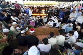 Jenazah datuk wan mohammad khair il selamat dikebumikan di tanah perkuburan islam al ghufran, bukit chandan, masjid ubudiah kuala kangsar perak arwah suaminya, bekas ahli parlimen kuala kangsar, datuk wan mohd khair il anuar wan ahmad yang terkorban dalam 1. Jenazah Wan Mohammad Khair Il Selamat Dikebumikan