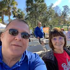 What are some recommendations for a thorough family doctor in Spring Hill,  Florida?