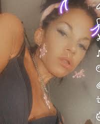 nikita la tijera (@hearkittykitty) • Instagram photos and videos