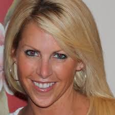 Jenni Houston's Instagram, Twitter & Facebook