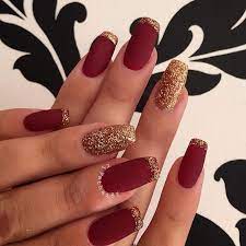 The matte manicure in light and dark shades of coatings is excellent, and also the trend neon matte nail art design will not leave anyone indifferent. 22 Nails For Quince Ideas Gold Nails Red Nails Red And Gold Nails