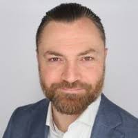 Brett Lanning's Instagram, Twitter & Facebook