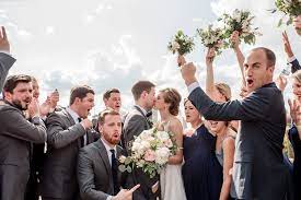 Wherever you plan to get married, don't miss our expert advice on wedding planning. One Tip For Your Wedding Photography Budget Photos With No Regrets