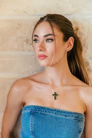 AS SEEN ON LAINEY WILSON”!! Emerald Stone 18k Gold Plated Cross Penda