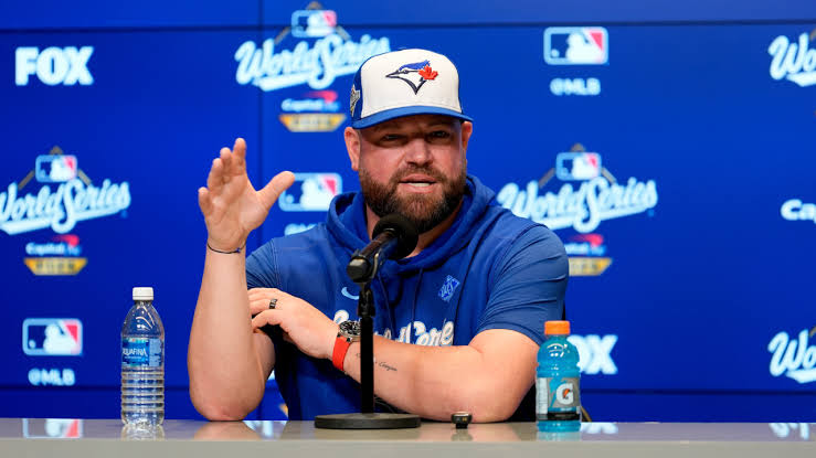 Blue Jays' John Schneider to return in 2026, talking long-term deal