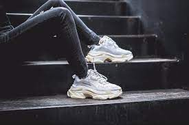 Видео balenciaga triple s, unboxing and on feet канала kamran sayed. Balenciaga Triple S Sneakers Review Dad Shoes Balenciaga Sneakers Best Sneakers