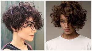Ha llegado la hora de plantearse un corte de pelo moderno, para lucir un pelo corto fresquito y mono. Cortes De Pelo Rizado Los Mejores Estilos Para Pelo Rizado