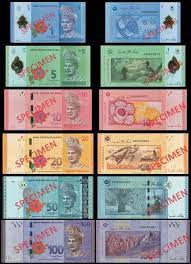 Uang ringgit ini digunakan sebagai mata uang resmi negara malaysia sejak tahun 1975. Distinctively Malaysia New Series Banknotes Fr July 12 2012 Jpg 800 1103 Bank Notes Money Printables Currency Note