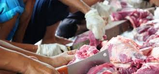 Semua syarat menyembelih hewan qurban harus dipenuhi agar ibadah qurban tersebut dianggap sah sesuai hukum islam, termasuk memenuhi syarat sebagai penyembelih hewan qurban. Penyembelihan Hewan Secara Mekanis Bolehkah Republika Online