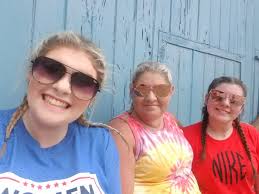 Hope Lowman (@hopelowman)