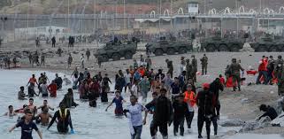 Cette semaine, je vous propose une incursion dans l'enclave espagnole de ceuta. Uv5fxxgpxc3ifm