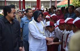Jalan kutisari indah selatan vi nomor 2 telepon ( 031 ) 8413898. Resmikan Smpn 56 Wali Kota Ingin Ada Sutradara Film Lahir Dari Surabaya Bangsa Online Cepat Lugas Dan Akurat