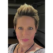 Barbara Hackworth's Instagram, Twitter & Facebook