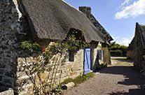 Village Des Pierres Debout A Kerascoet En Nevez Avec Images Bretagne Finistere Visiter La Bretagne