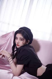 Know, startled at first sight! Ju Jingyi éž å©§ç¦•