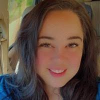 Danielle Tingle's Instagram, Twitter & Facebook