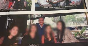 Mientras tanto, saúl huerta está acusado por los delitos de violación equiparada agravada y abuso sexual contra menores de edad. En Linea On Twitter Antes Del Escandalo Asi Posaba El Diputado Poblano Saul Huerta Con Su Familia Esposa Y Tres Hijas Para Una Famosa Revista De Sociales Https T Co 84hpxda2jv