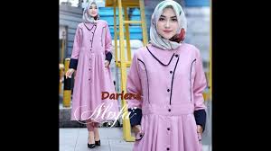 Mulai dari lengan pendek, lengan panjang untuk muslimah, batik kombinasi untuk kerja hingga baju khusus wanita gemuk. Fashion Baju Atasan Wanita Terbaru