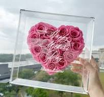 "Preserved Flower Acrylic Box with Roses in Heart Shape - Mother's Day  Design - Pink