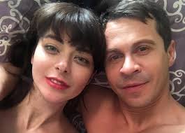 Лучшие фильмы, рейтинг фильмов, лучшие роли актёра. Taganrozhec Pavel Derevyanko Okazalsya V Posteli S Molodoj Aktrisoj Donday Novosti Rostova Na Donu Proisshestviya Sobytiya Novosti Biznesa Politiki Kultury I Sporta