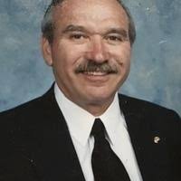 Kenneth Walters Obituary