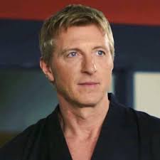 A quién quiere más Johnny? ¿A Miguel o a Robby? : r/cobrakai