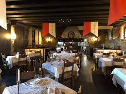 Friuli e molise) dove non è più necessario quindi tornare a casa entro una certa ora. Castello Formentini San Floriano Del Collio Menu Prezzo Ristorante Recensioni Tripadvisor