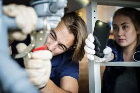 No one likes having a smelly kitchen. What S That Smell Under My Kitchen Sink Aaa Service