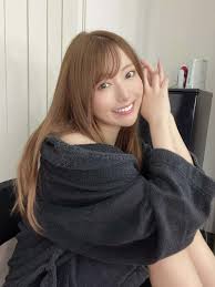 IDBD-859》楓カレン,桃乃木かな2022作品- xb1