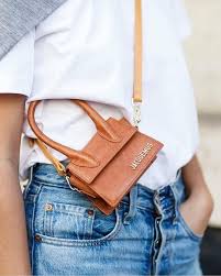 Tas fashion warna merah (hl7748). Bags Tas Tassen Bag Jacquemus Brown Bag Bruine Tas Shoulder Bag Schoudertas Accessoire Outfit Jeans Jacquemus Bag Fashion Bags Jacquemus