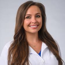 Danielle Joiner's Instagram, Twitter & Facebook