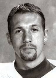 Player photos for the 1993-94 Montreal Roadrunners at hockeydb.com