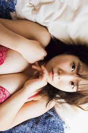 TikToker“尼崎のなつみかん”東菜摘、人生初グラビアで豊満Gカップ解禁 | ORICON NEWS