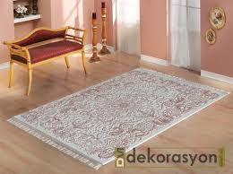 Yatak odası halı modelleri, yatak odanızın mobilyasıyla ve renkleriyle uyumlu olmalıdır. Kanepe Fikri Yatak Odasy Haly Modelleri 2019