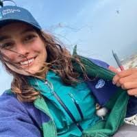 Elizabeth Steadman's Instagram, Twitter & Facebook