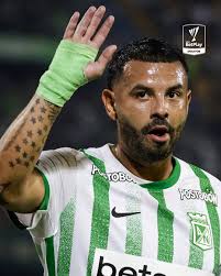 El 🔟 pone los goles⚽️ Edwin Cardona no perdona desde los 11 metros y  Nacional está arriba en el marcador. #UnaLigaConMásPasión  #LigaBetPlayDimayor #fpc #futbolcolombiano