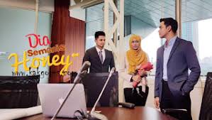 Download lagu dan video terbaru. Dia Semanis Honey Episod 15 Layan Drama