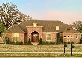 Real estate market trends in cave springs, ar coldwell banker estimates the median home price in cave springs is $403,075. 960 Woodley Green Ln Cave Springs Ar 72718 22 Photos Mls 1144370 Movoto