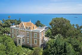 Historic Riviera Mansion Breaks The Cannes Price Record Luxury Real Estate Mansions Property France