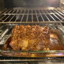 Liberally season ribs with salt and pepper and place in a slow cooker. Slow Cooker Potluck Spareribs Recipe Allrecipes