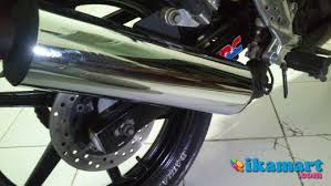 Jalu paddock yang terpasang di standar paddock, biasanya sih custom, menyesuaikan lebar swing. Lendy Randhika
