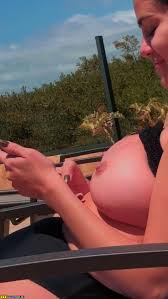 Selena Gomez Leaked Nudes Pictures & Videos Pack Download