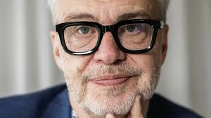 Ledarnas ordförande: Höga tjänstemän offras av politiker