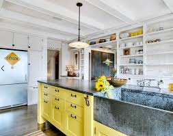 two toned kitchen cabinet trend