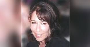 Linda Stier's Instagram, Twitter & Facebook