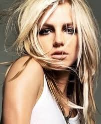 Non-singing, non-dancing Britney underwhelms at Billboard Awards