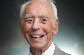 Giltbrook man known as 'Mr Sunshine' receives highest honour for service to  community