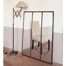 Miroir En Metal Effet Vieilli 95x120 Maisons Du Monde Miroir Metal Miroir Maison Du Monde Miroir Industriel