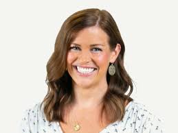 Kendall Carlson's Instagram, Twitter & Facebook