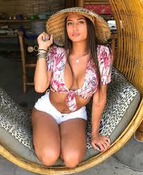 Astrid Nelsia - Free pics, galleries & more at Babepedia